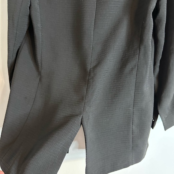 Zara Basic Black Textured Jacket - Picture 4 of 9